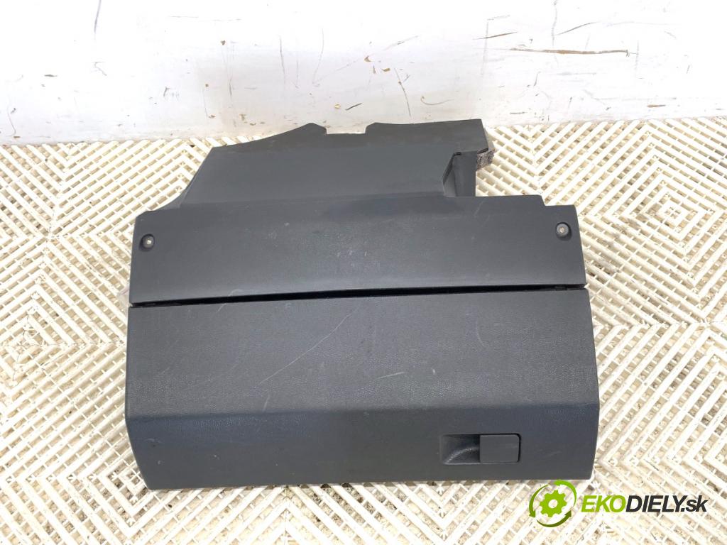 SKODA FABIA I liftback 2005 55 kW 1.4 16V 1390 Priehradka, kastlík spolujazdca  (Priehradka (kastlík))
