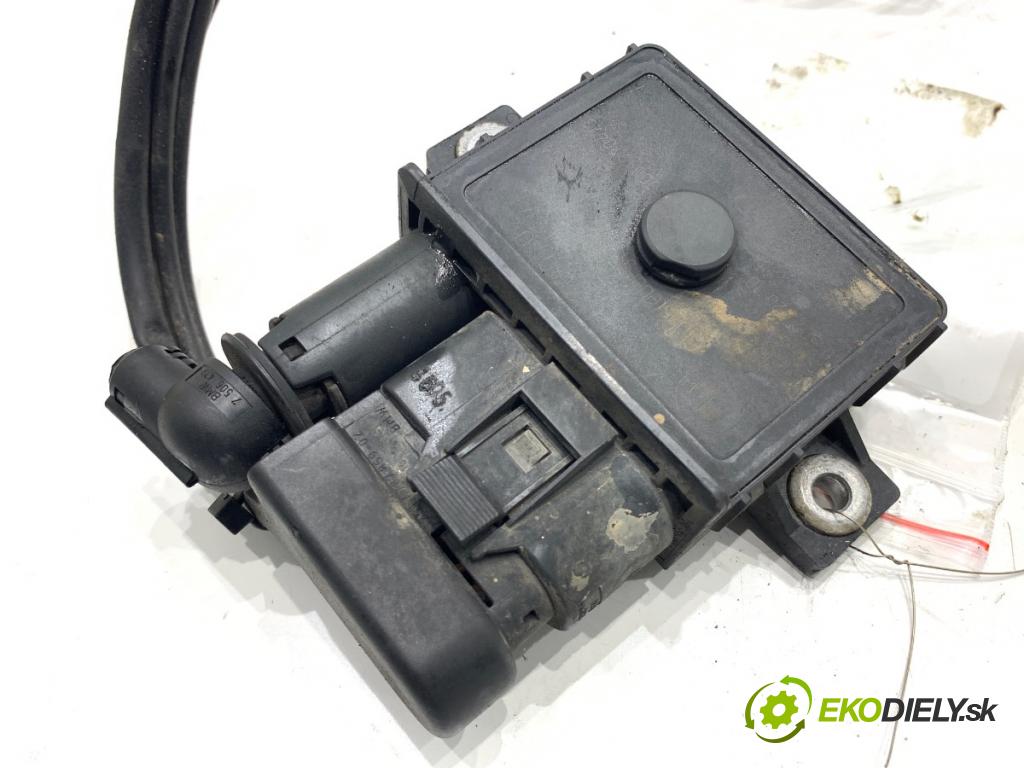 BMW E87 liftback 2006 120 kW 120 d 1995 relé sviečok žhavenia 7801200 (Relé)