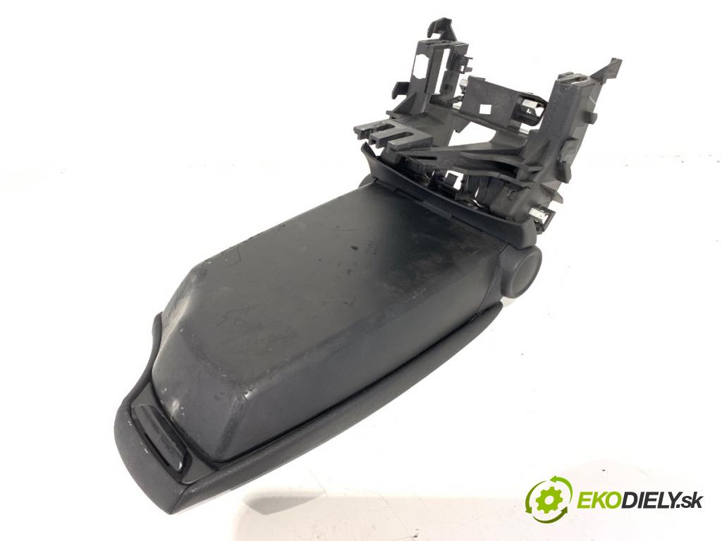 BMW E87 liftback 2006 120 kW 120 d 1995 Lakťová opierka  (Lakťová opierka)