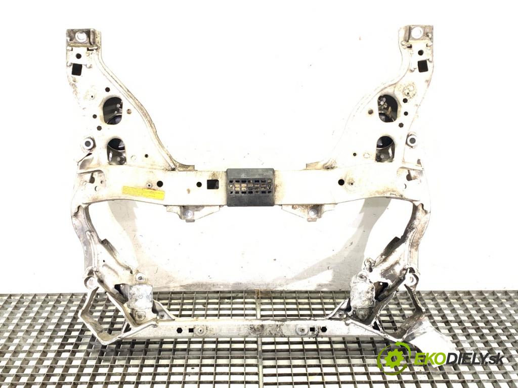 BMW E87 liftback 2006 120 kW 120 d 1995 Výstuha pod Motor  (Výstuhy predné)