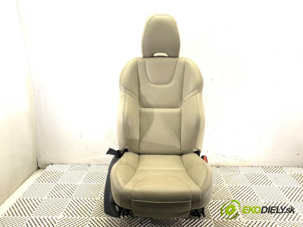 VOLVO XC60 I SUV 2017 110 kW D3 1969 Sedadlo pravy predný 