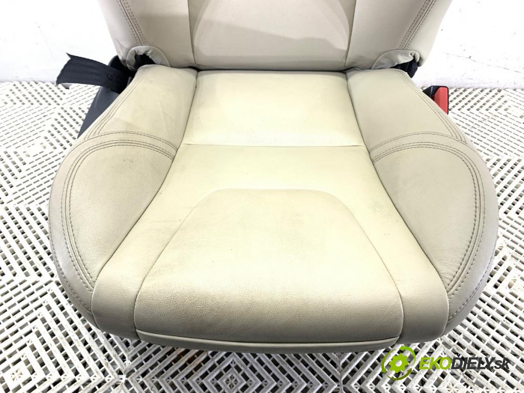 VOLVO XC60 I SUV 2017 110 kW D3 1969 Sedadlo pravy predný