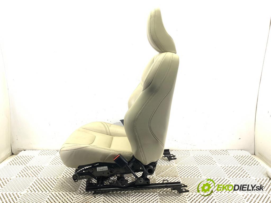 VOLVO XC60 I SUV 2017 110 kW D3 1969 Sedadlo pravy predný