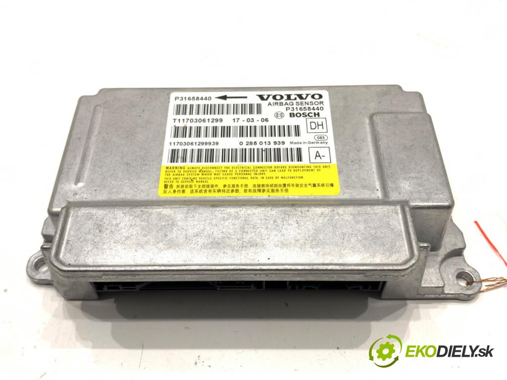 VOLVO XC60 I SUV 2017 110 kW D3 1969 senzor airbag P31658440 (Snímač)
