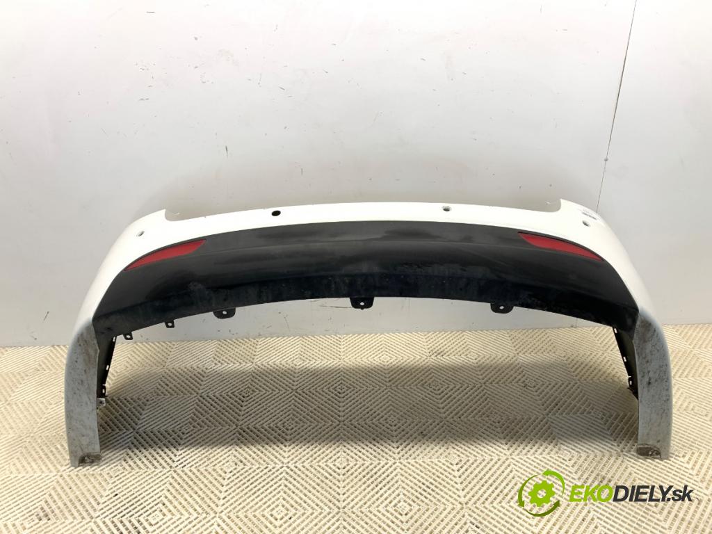 HYUNDAI i40 sedan 2012 99 kW 1.6 GDI 1591 nárazník zadní část  (Ostatné)