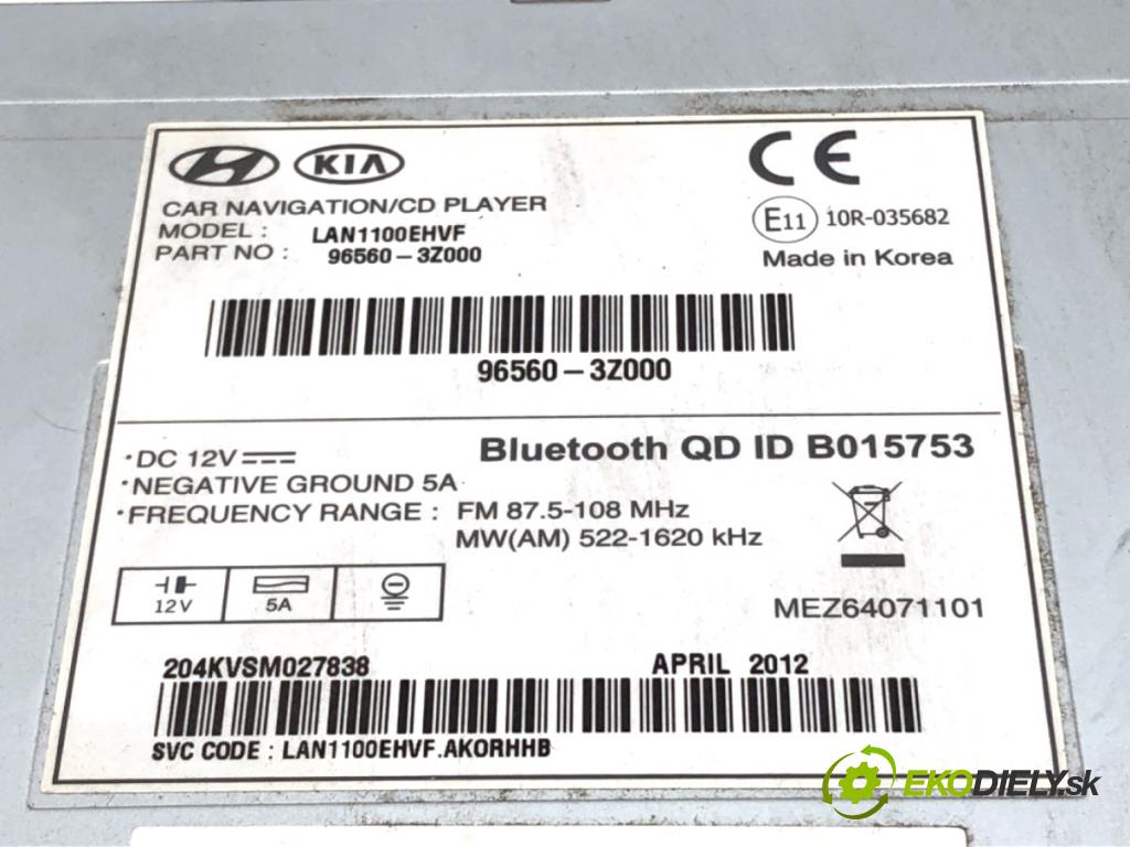 HYUNDAI i40 sedan 2012 99 kW 1.6 GDI 1591 RADIO 96560-3Z000 (Audio zařízení)