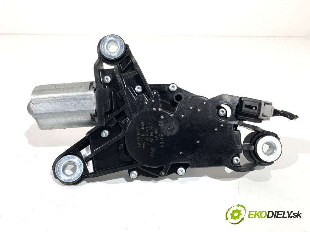 MITSUBISHI COLT VI liftback 2007 70 kW 1.3 1332 Motor stieračov zad 0390201599