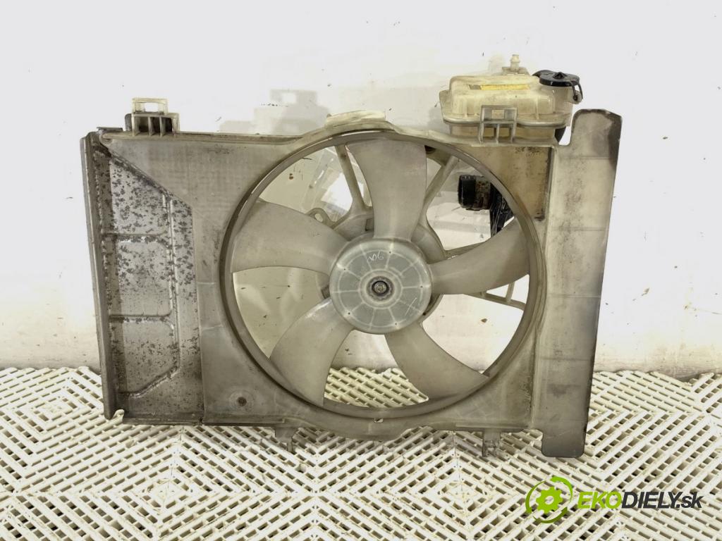 TOYOTA YARIS II liftback 2006 64 kW 1.3 VVT-i (SCP90_) 1298 Ventilátor chladiča 16363-0H030 (Ventilátor)