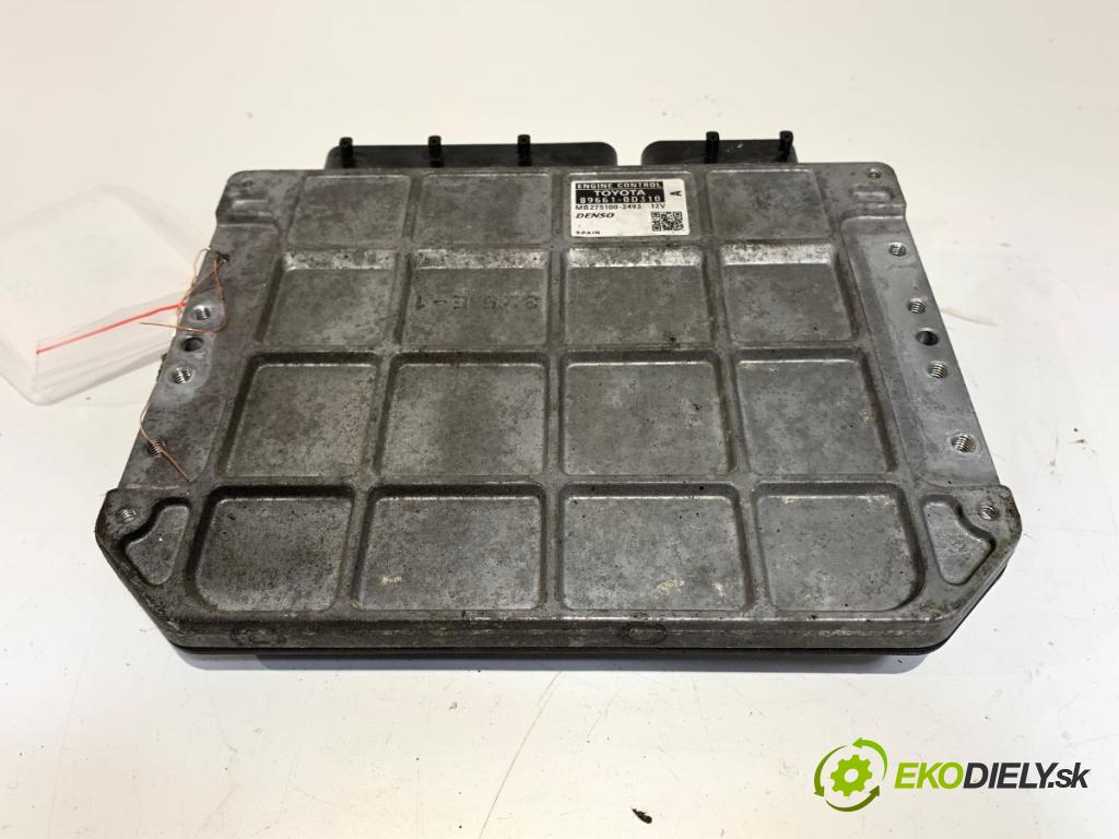 TOYOTA YARIS II liftback 2006 64 kW 1.3 VVT-i (SCP90_) 1298 riadiaca jednotka Motor 89661-0D310 (Riadiaca jednotka)