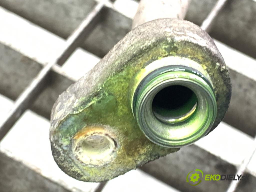 TOYOTA YARIS II liftback 2006 64 kW 1.3 VVT-i (SCP90_) 1298 rúrka klimatizácie  (Rúrka klimatizácie)