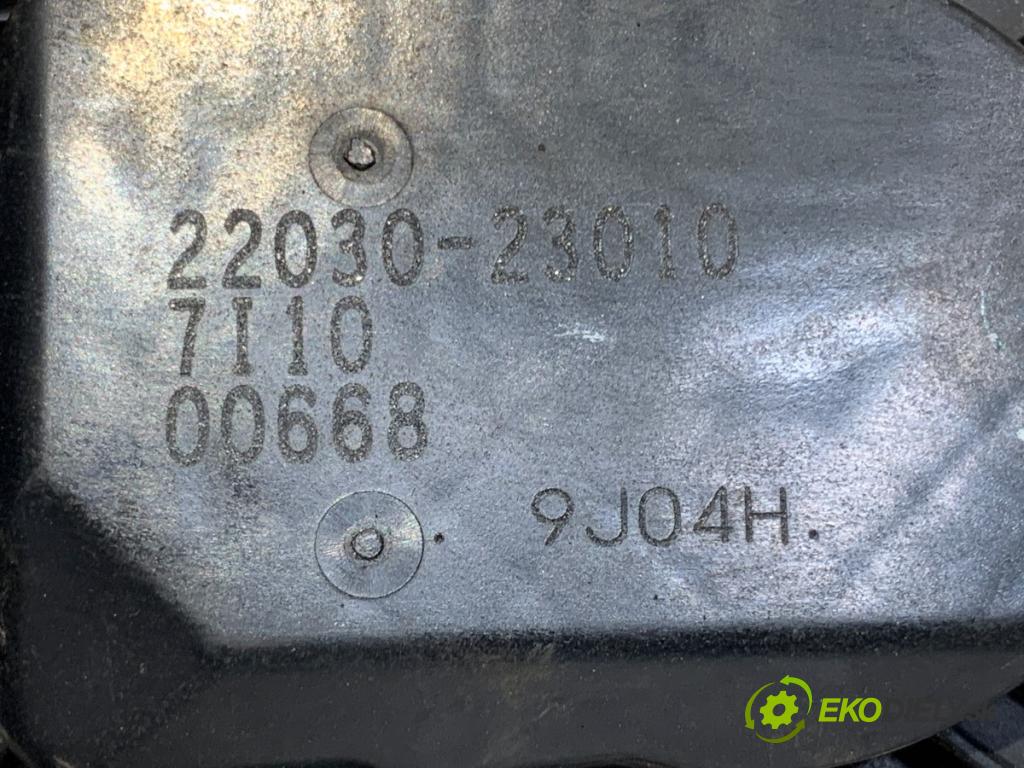 TOYOTA YARIS II liftback 2006 64 kW 1.3 VVT-i (SCP90_) 1298 Škrtiaca klapka 22030-23010 (Škrtiaca klapka)