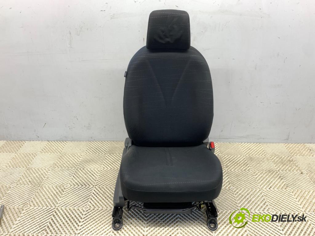 TOYOTA YARIS (_P9_) 2005 - 2014    1.3 VVT-i (SCP90_) 64 kW [87 KM] benzyna 2005 - 2010  Sedadlo pravy predný 