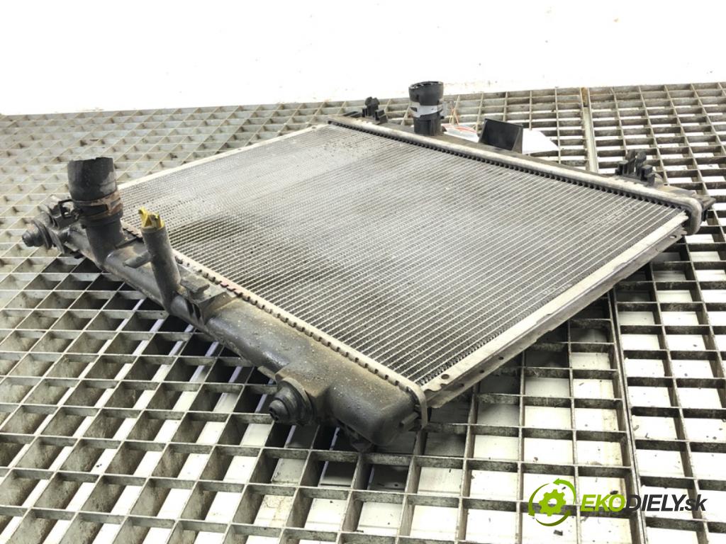 TOYOTA YARIS (_P9_) 2005 - 2014    1.3 VVT-i (SCP90_) 64 kW [87 KM] benzyna 2005 - 2010  Chladič vody  (Chladič vody)