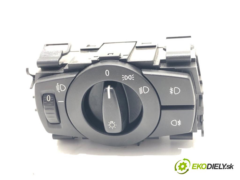 BMW E87 liftback 2008 105 kW 118 d 1995 spínač světel 6932794