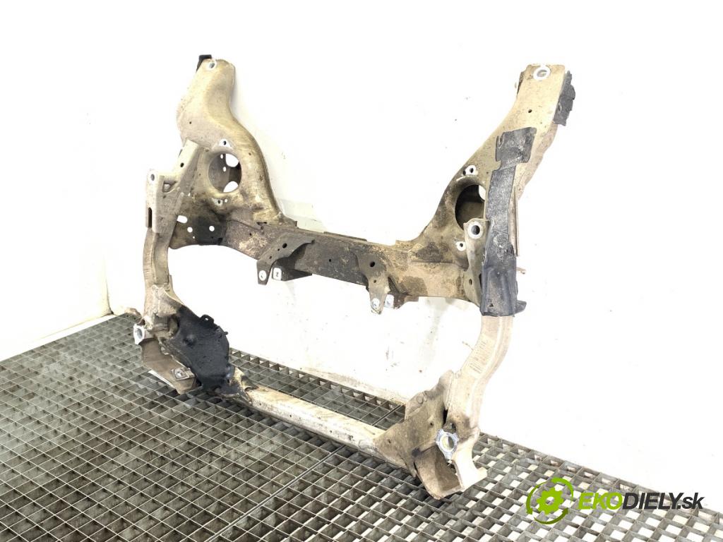 BMW E87 liftback 2008 105 kW 118 d 1995 Výstuha pod Motor  (Výstuhy predné)