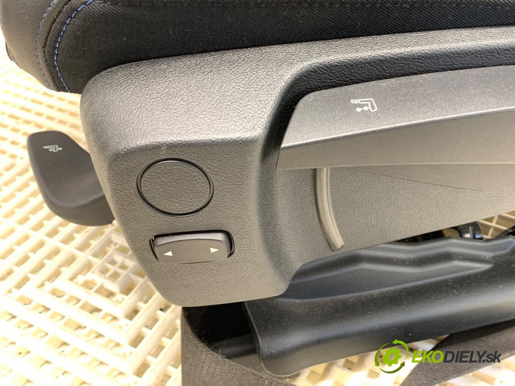 BMW G21 Kombi 2021 190 kW 330 i 1998 Sedadlá, sedačky Sedadlo bočné
