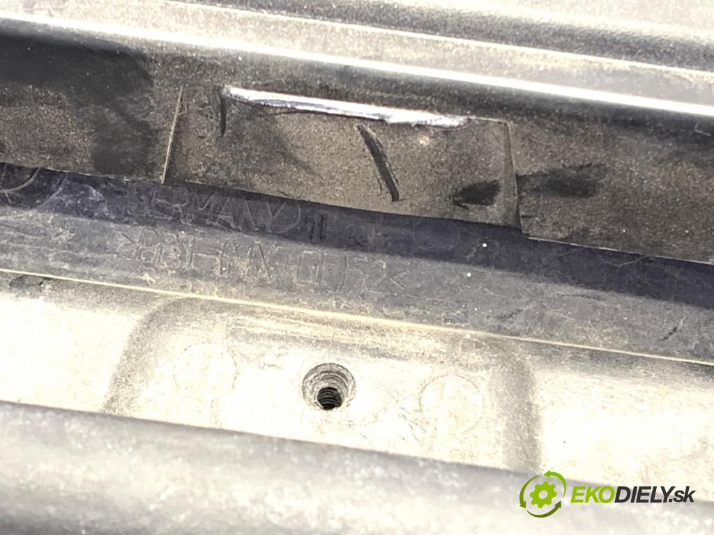 BMW E87 liftback 2008 105 kW 118 d 1995 Torpédo, plast pod čelné okno 15677210 (Torpédo (plast pod čelným sklom))