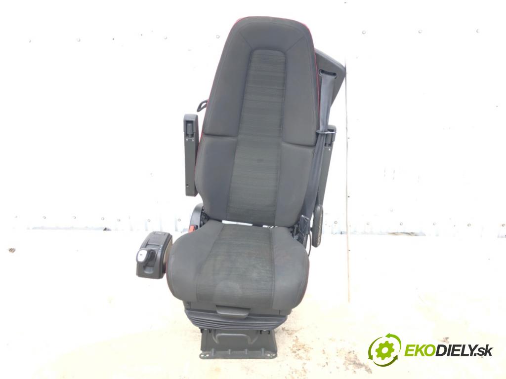 VOLVO FH II 2012 - 2022    460  Sedadlo ľavy predný 