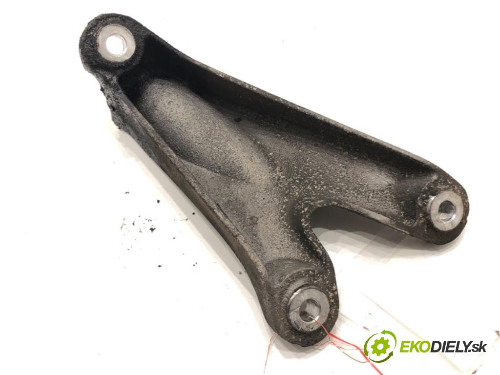 AUDI A8 D3 sedan 2003 202 kW 4.0 TDI quattro 3936 Držiak Motor 4E0199307BD