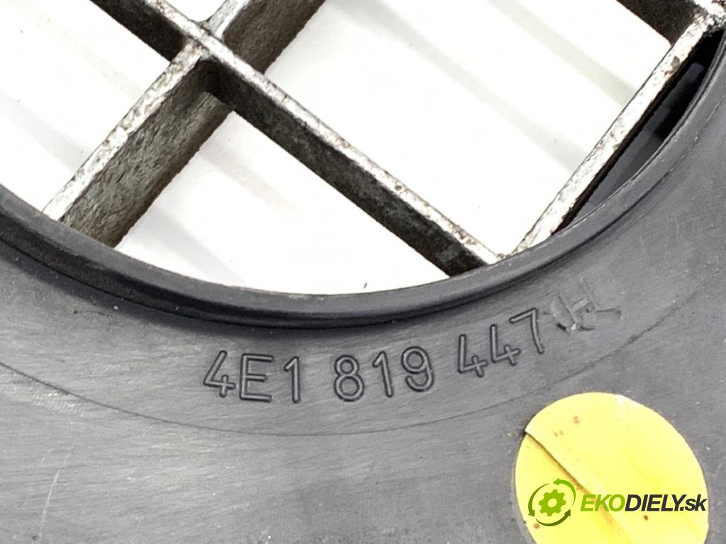 AUDI A8 D3 sedan 2003 202 kW 4.0 TDI quattro 3936 Torpédo, plast pod čelné okno 4E1819447 (Torpédo (plast pod čelným sklom))