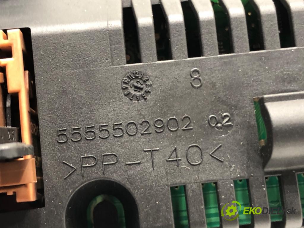 PEUGEOT PARTNER II Nadwozie pełne/minivan 2012 66 kW 1.6 HDi 1560 Dislpej 5555502902 (Prístrojová doska, displej)