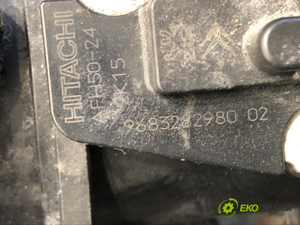 PEUGEOT PARTNER II Nadwozie pełne/minivan 2012 66 kW 1.6 HDi 1560 Váha vzduchu 9683282980 (Váha vzduchu)