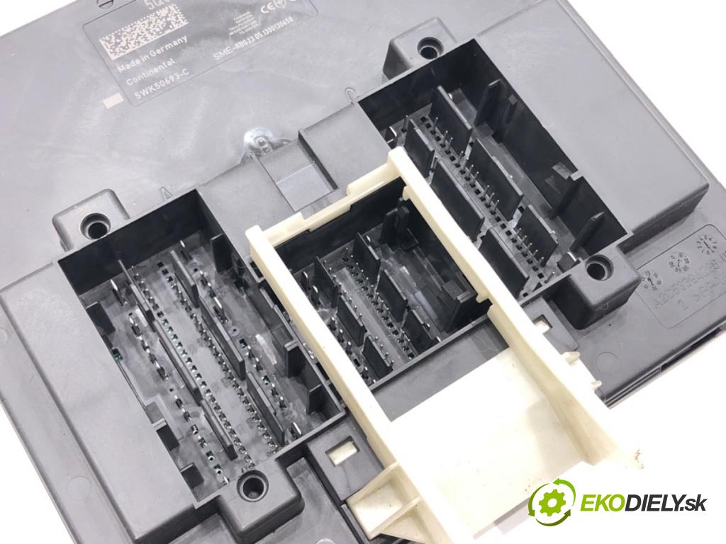 VW GOLF VII liftback 2013 77 kW 1.2 TSI 1197 Modul komfortu 5Q0937084AA (Modul komfortu)