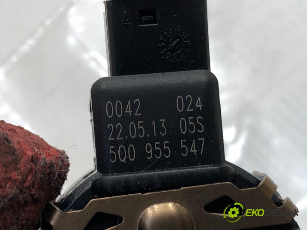 VW GOLF VII (5G1, BQ1, BE1, BE2) 2012 - 2022    1.2 TSI 77 kW [105 KM] benzyna 2012 - 2017  Snímač dažďa 5Q0955547 (Snímač dažďa)