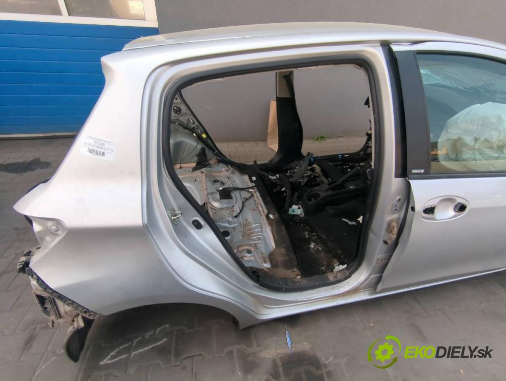 TOYOTA YARIS (_P13_) 2010 - 2022    1.3 (NSP130_) 73 kW [99 KM] benzyna 2011 - 2022  KAROSERIA ČTVRŤÁK blatník zadní část levý pravý práh střecha PODŁUŻNICA levý pravý