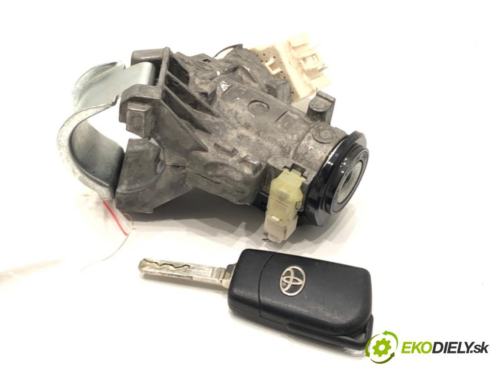 TOYOTA YARIS (_P13_) 2010 - 2022    1.3 (NSP130_) 73 kW [99 KM] benzyna 2011 - 2022  spinačka 45020-0D04 (Spínacia skrinka)