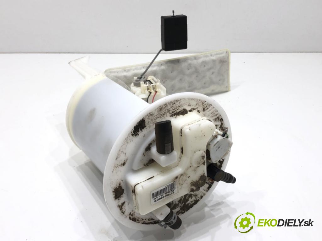 TOYOTA YARIS (_P13_) 2010 - 2022    1.3 (NSP130_) 73 kW [99 KM] benzyna 2011 - 2022  pumpa paliva 77704-0D070