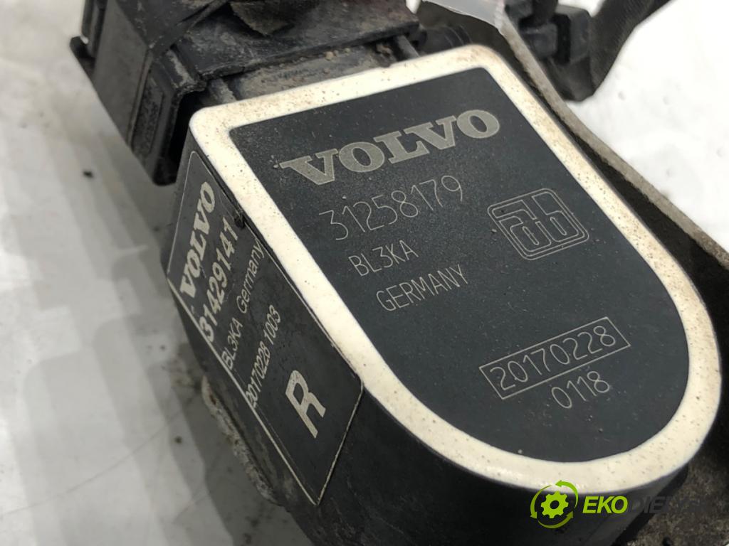 VOLVO XC60 I SUV 2017 110 kW D3 1969 snímač ÚROVEŇ: XENON 31429141 (Snímače)