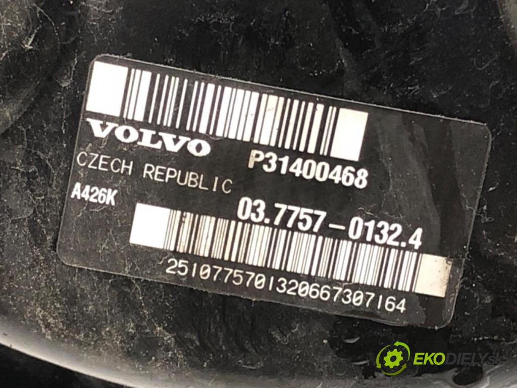 VOLVO XC60 I SUV 2017 110 kW D3 1969 Posilovač bŕzd P31400468