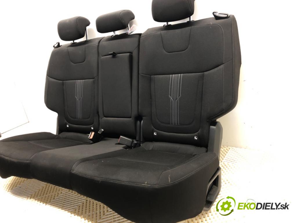 HYUNDAI TUCSON SUV 2022 110 kW 1.6 T-GDi 1598 Sedadlo druhý rad