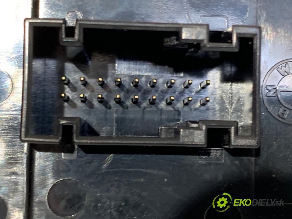 BMW 3 Touring (E91) 2004 - 2012    318 i 105 kW [143 KM] benzyna 2007 - 2012  Prepínač okien 9155501 (Prepínacie páčky pod volantom)