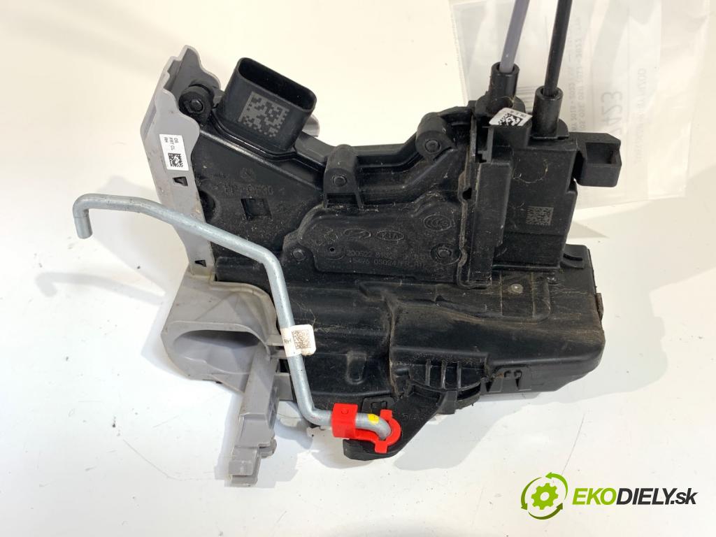 HYUNDAI KONA SUV 2020 150 kW EV  zámok dveře pravý přední část 81320-J9010
