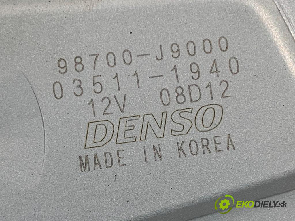 HYUNDAI KONA SUV 2020 150 kW EV  Motor stieračov zad 98700-J9000