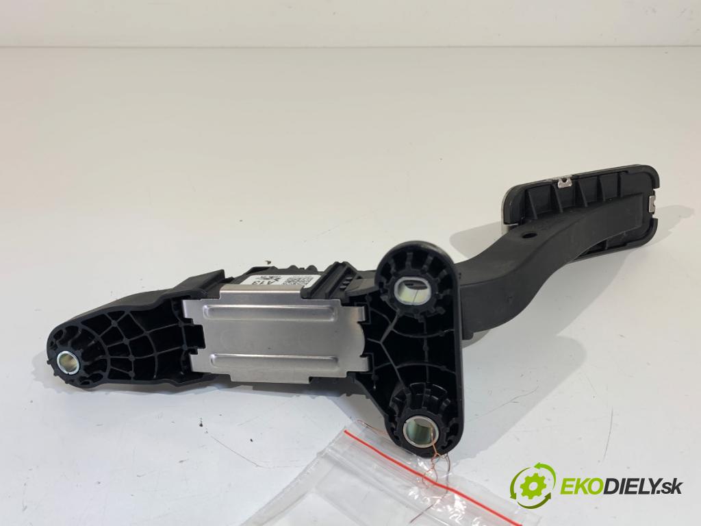 HYUNDAI KONA SUV 2020 150 kW EV  Potenciometer plynu  (Pedál)