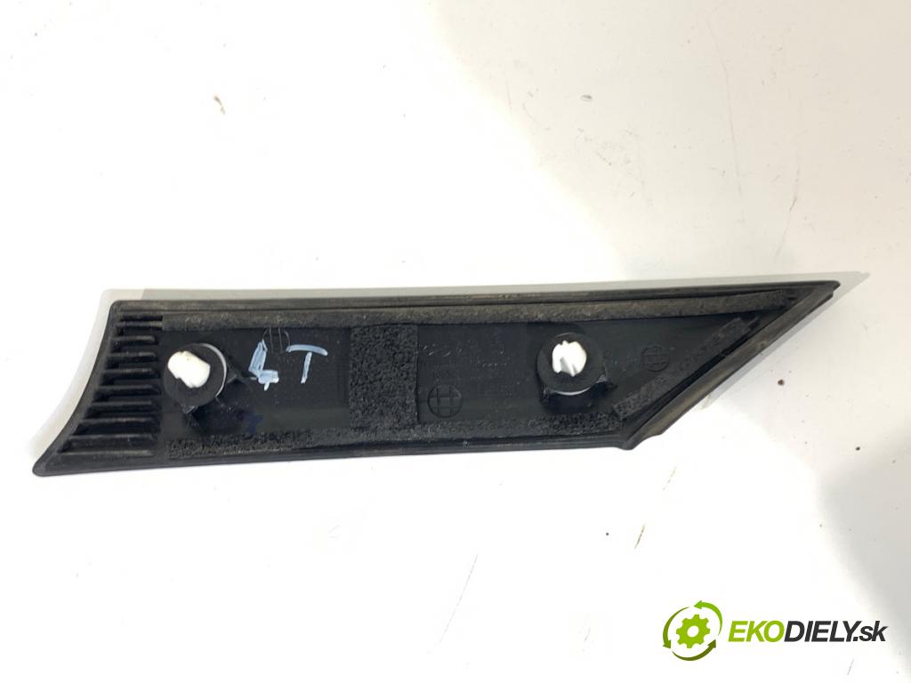 HYUNDAI KONA SUV 2020 150 kW EV  lišta blatníka zadní část levá strana 87850-J9000 (Lišty)