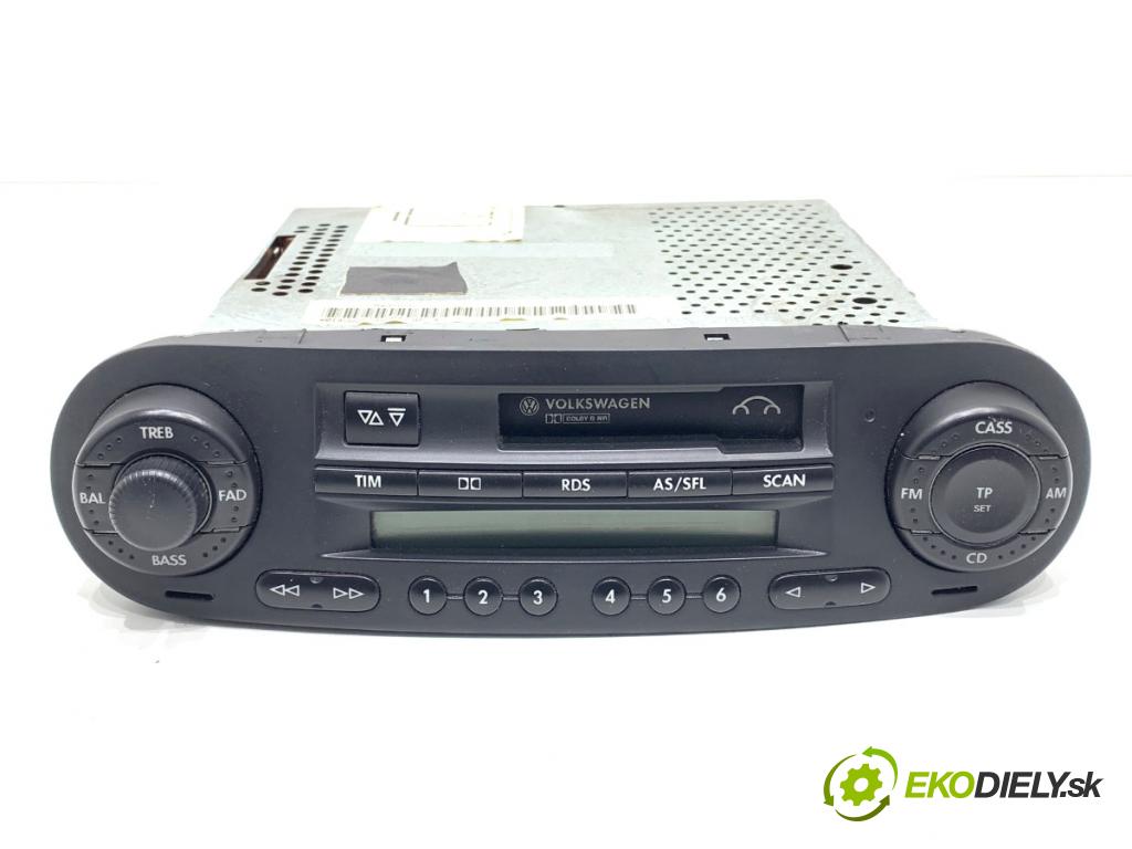 VW NEW BEETLE liftback 2000 66 kW 1.9 TDI 1896 RADIO 1C0035186 (Audio zariadenie)