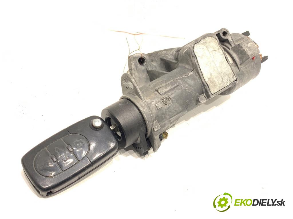 VW NEW BEETLE liftback 2000 66 kW 1.9 TDI 1896 spinačka 4B0905851C (Spínacia skrinka)