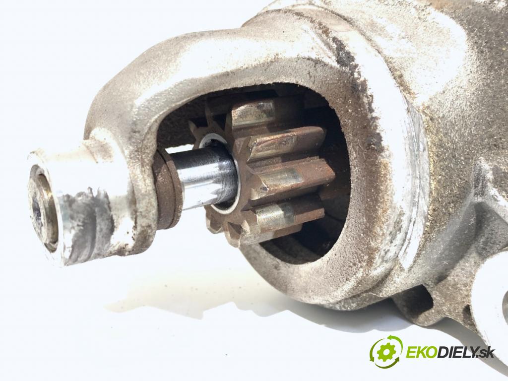 AUDI A4 B8 sedan 2014 140 kW 2.0 TDI 1968 Štartér 04L911021 (Štartér)