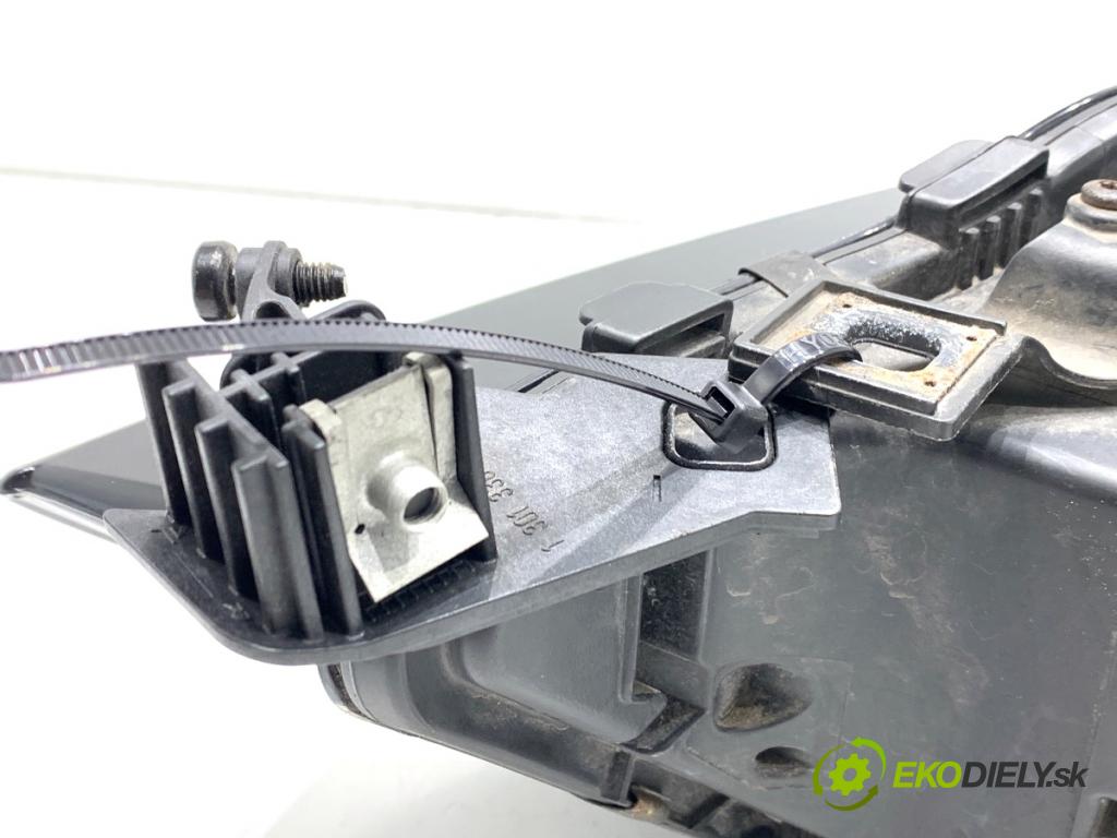 AUDI A4 B8 sedan 2014 140 kW 2.0 TDI 1968 Svetlomet pravy predný XENON 8K0941006C