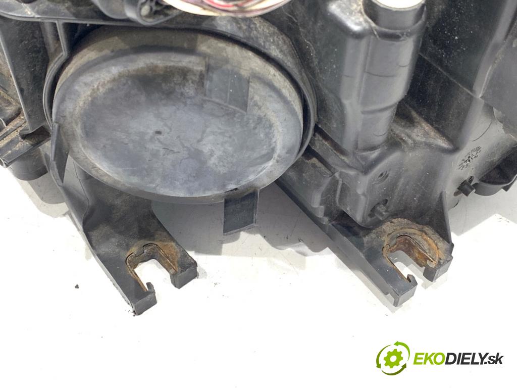 AUDI A4 B8 sedan 2014 140 kW 2.0 TDI 1968 Svetlomet pravy predný XENON 8K0941006C