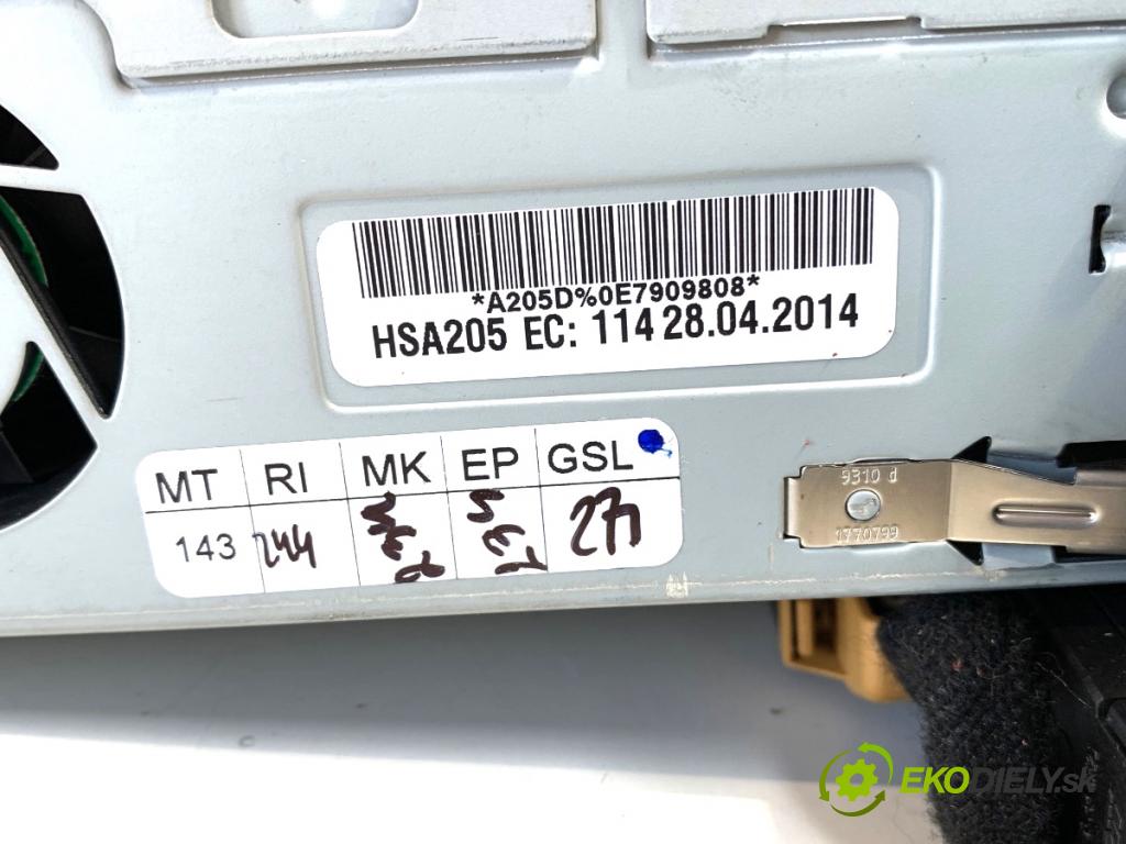 AUDI A4 B8 (8K2) 2007 - 2015    2.0 TDI 140 kW [190 KM] olej napędowy 2013 - 2015  čítač navigácie 8R1035666E (Elektrosúčasti ostatné)