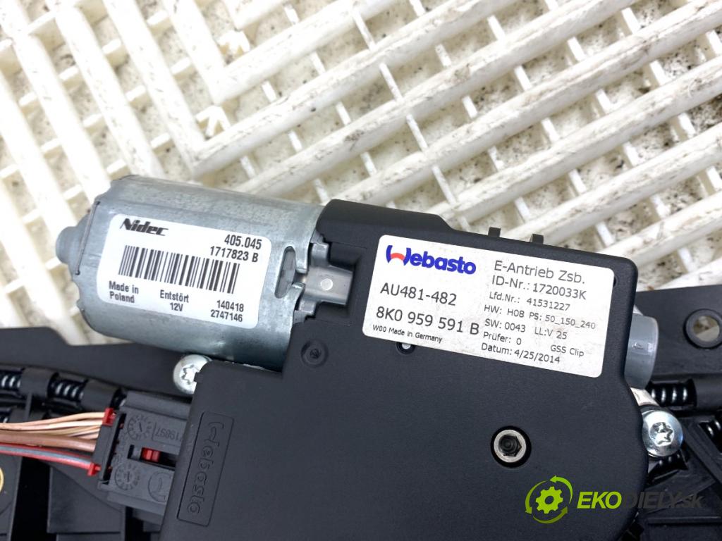 AUDI A4 B8 sedan 2014 140 kW 2.0 TDI 1968 strešné okno 8K0959591B (Sklo karosérie)