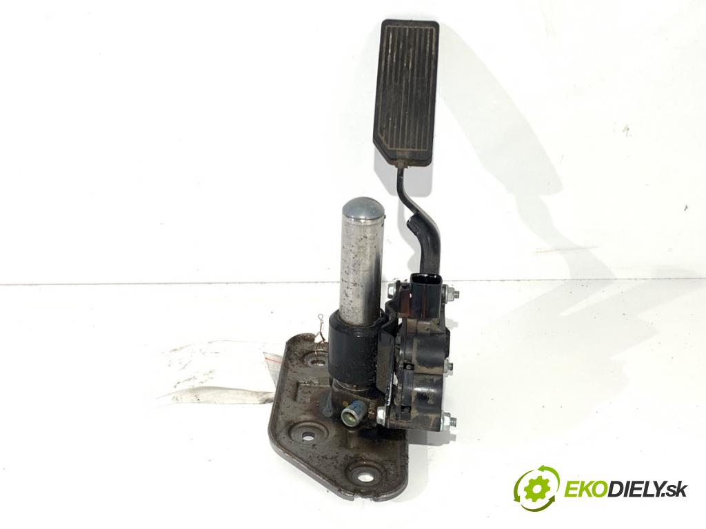 NISSAN MURANO Z50 SUV 2006 172 kW 3.5 3498 Potenciometer plynu 18002-CA100 (Pedál)
