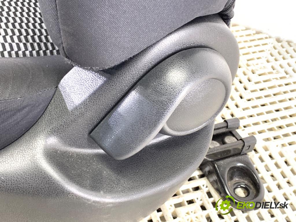 NISSAN MICRA K13 liftback 2014 59 kW 1.2 1198 Sedadlo ľavy predný