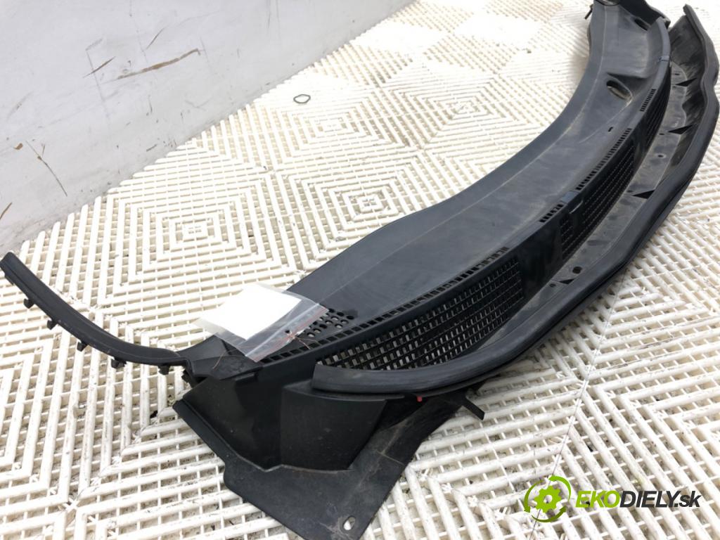 NISSAN MICRA K13 liftback 2014 59 kW 1.2 1198 Torpédo, plast pod čelné okno 66862HBAB (Torpédo (plast pod čelným sklom))