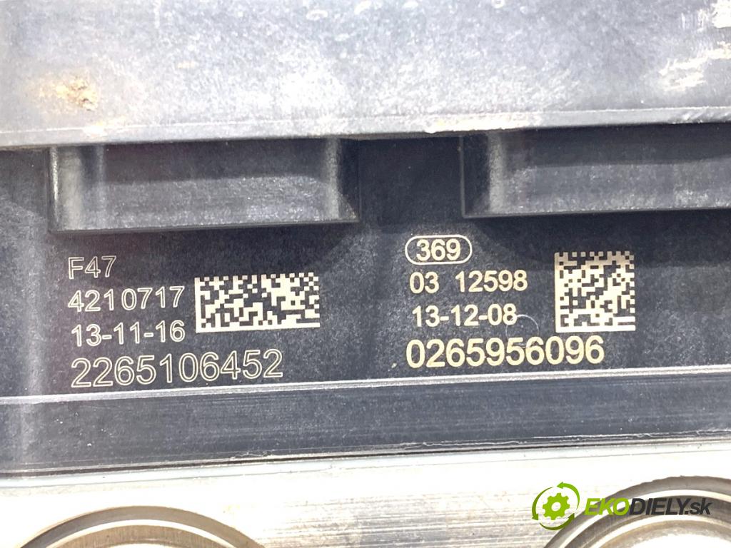 NISSAN MICRA K13 liftback 2014 59 kW 1.2 1198 Pumpa ABS 476603HN5A (Pumpa ABS)